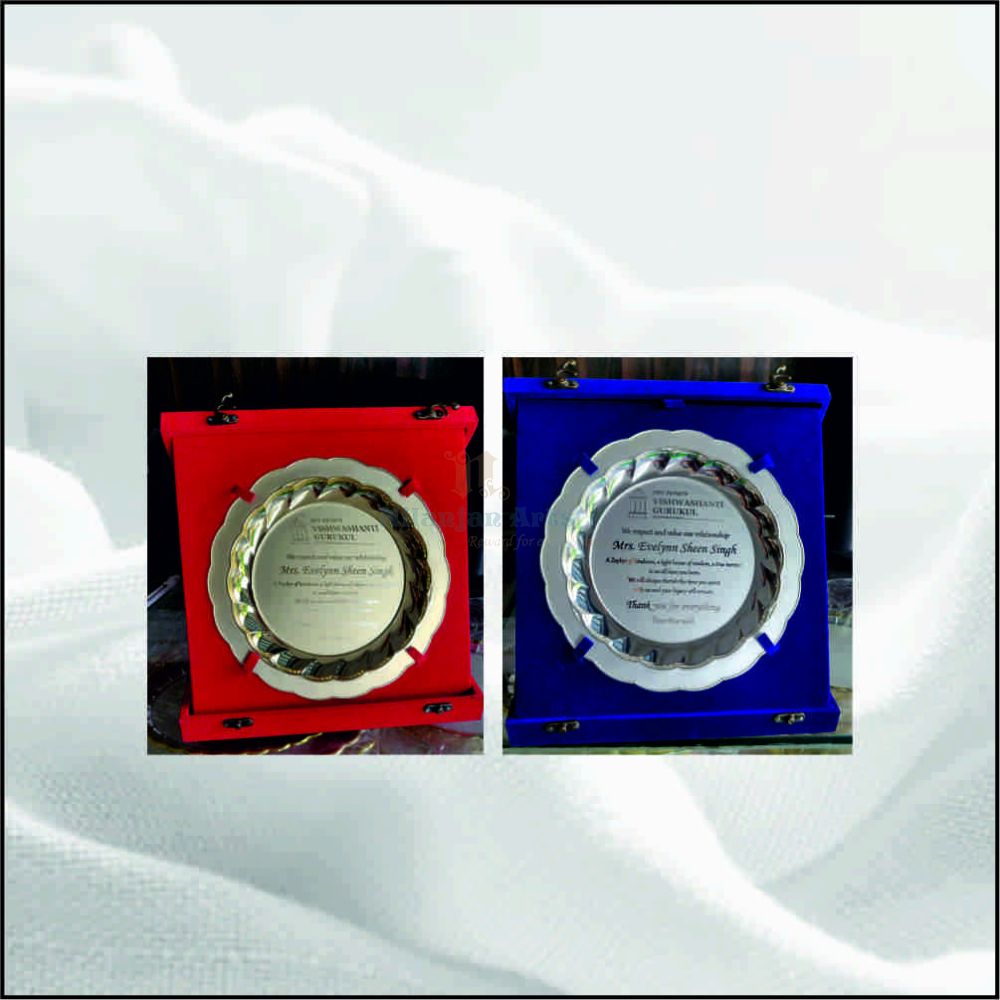 GC DW 200 GOLD/SILVER VELVET BOX