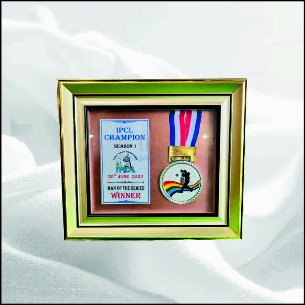 NA 91564 NEW CRICKET GOLD