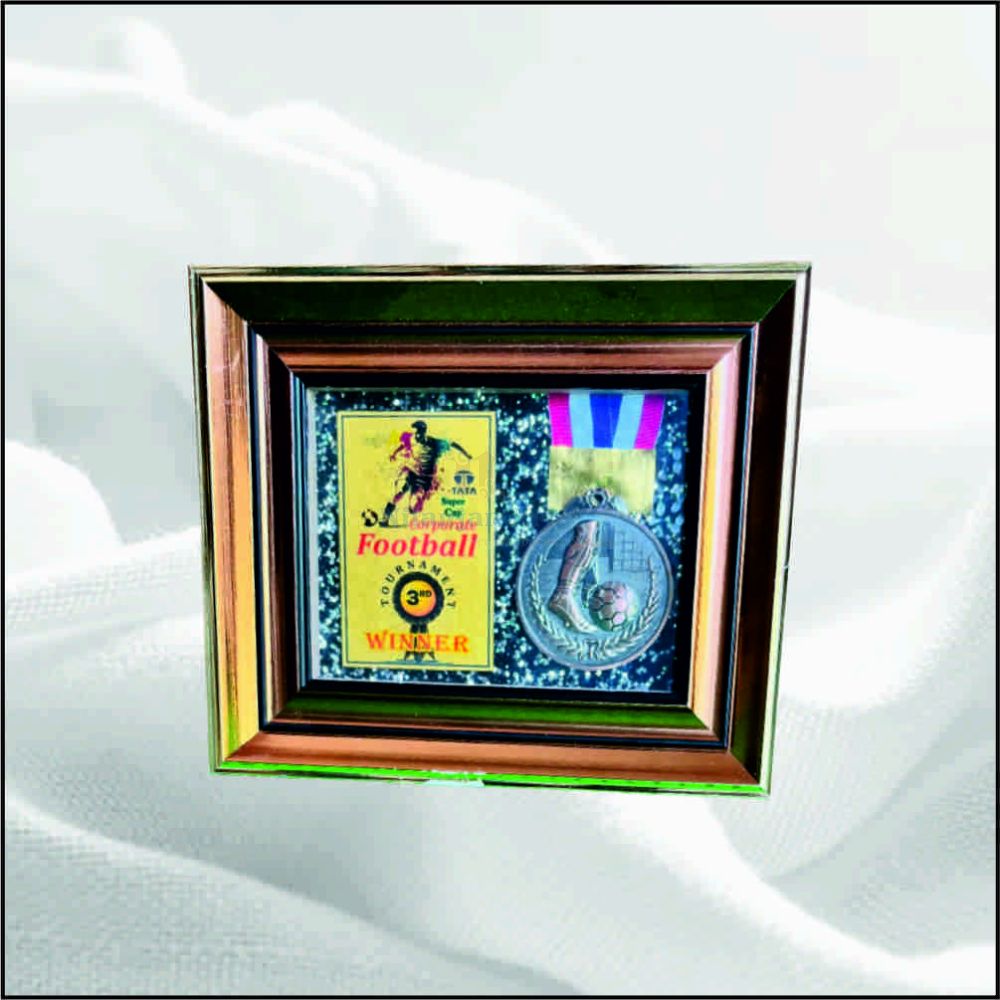 NA 91557 FOOTBALL MEDAL BRONZE